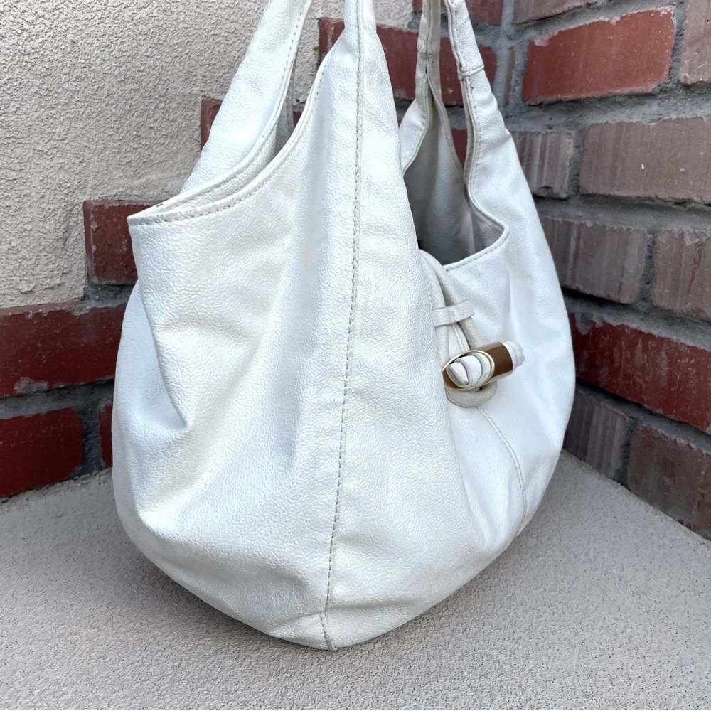 ANTONIO MELANI Ivory Leather Hobo with Gold-Tone Accent